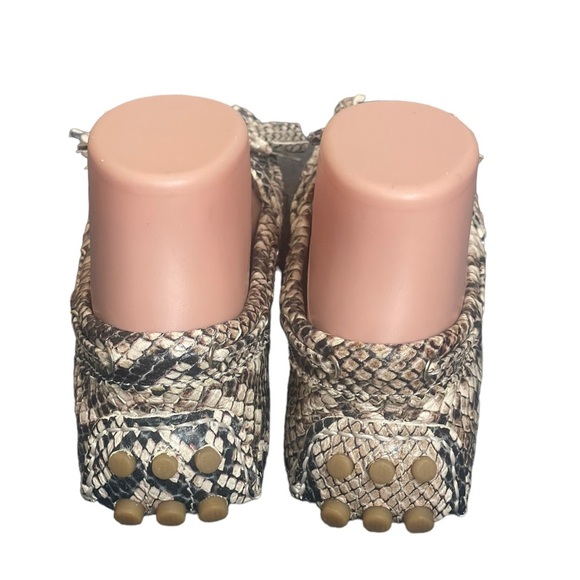 Coach Nadia Driving Mocs Bow Tassel
Loafers Snake Print Leather Shoe Flats 5.5B - Picture 9 of 16